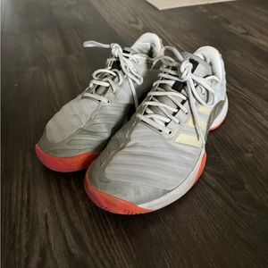 Adidas Barricade Tennis Shoes!